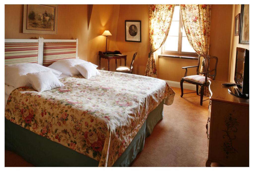 Hotel Dwor Kosciuszko Краков Номер фото A room at the hotel