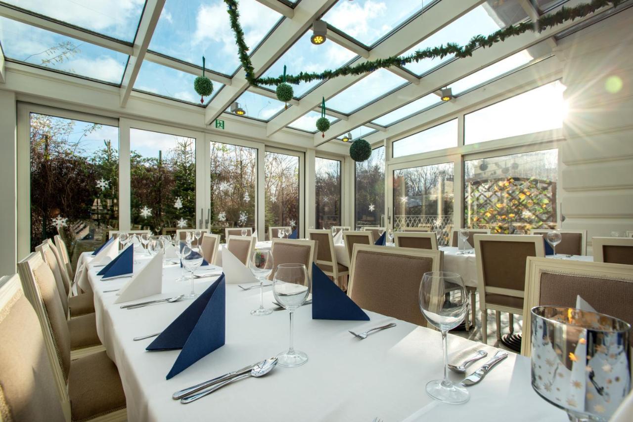 Hotel Dwor Kosciuszko Краков Экстерьер фото Restaurant